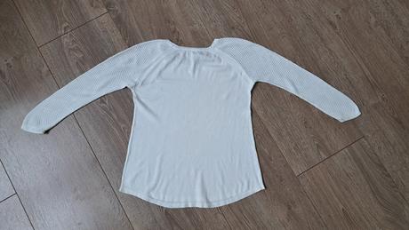 Tenký biely svetrík, takko,s