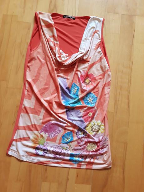 Kvetinový top kvalitnej značky, l