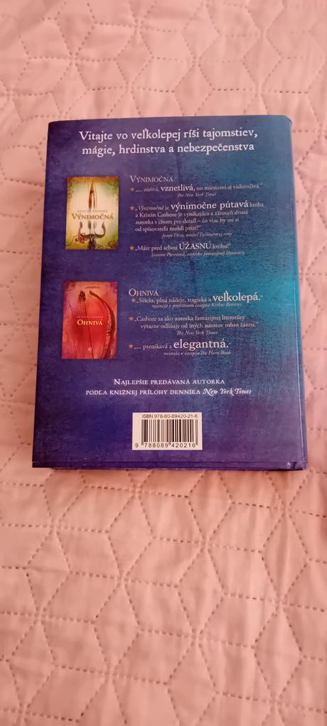 Iskrivá kniha- kristin cashorová, 