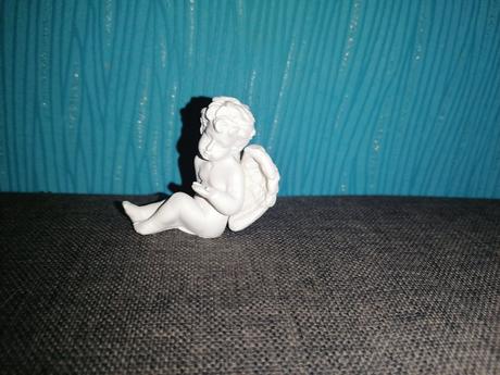 Soška malého anjela, 