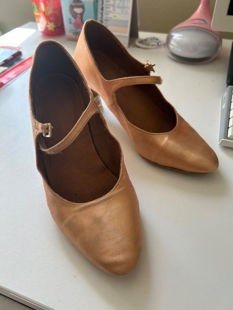 Štandartky, rummos,34