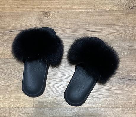 Kozusinove šľapky, 38