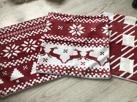 Obliečky na vankúš s vianočným motívom 3ks, 