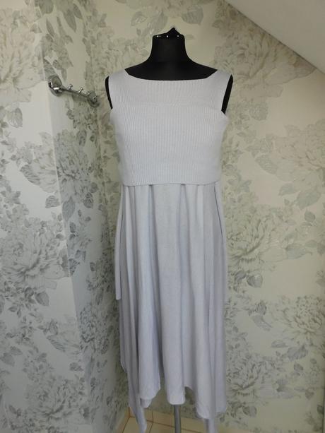 Pekne trendy štylove šaty, 38