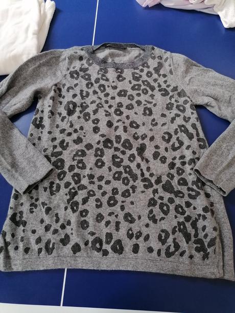 Taliansky svetrik, pár krat noseny, m