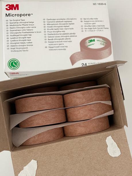 3m micropore náplasť papierová 1,25cm x 9,1m hnedá, 