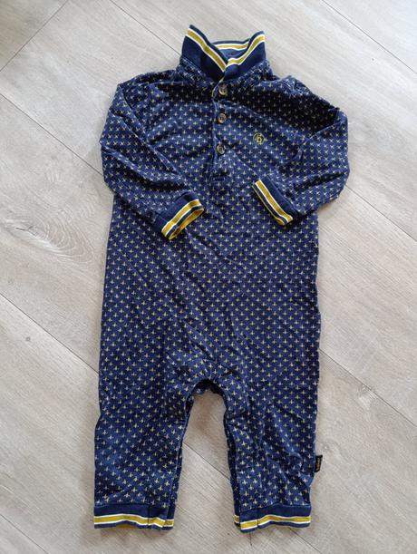 Chlapčenské pyžamo, 80