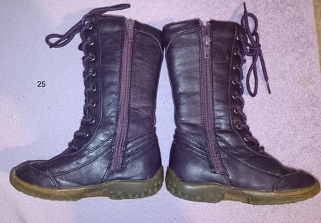 Čižmy, 25