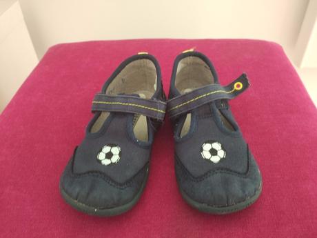 Papučky woodstone, 25