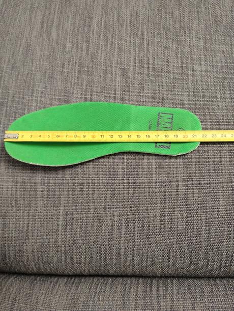 Svietiace tenisky hulk, marvel,33