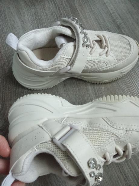 Tenisky s diamantmi, zara,28