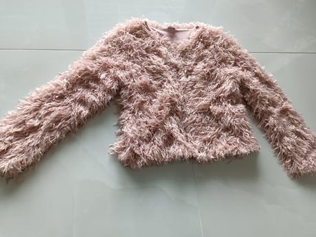 Ružovy kabátik, 134