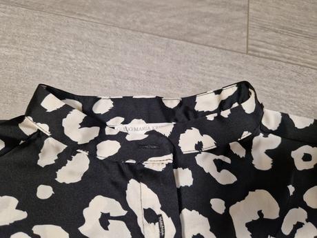 Saténová blúzka, 38