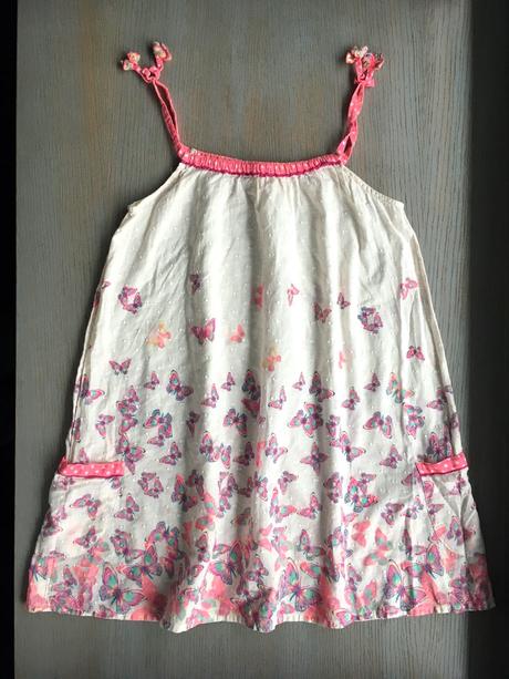 Kvetové a motylikové šaty, cubus,134