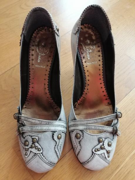 Sivé lodičky, baťa,36