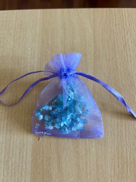 Náhrdelník z kameňa akvamarín,