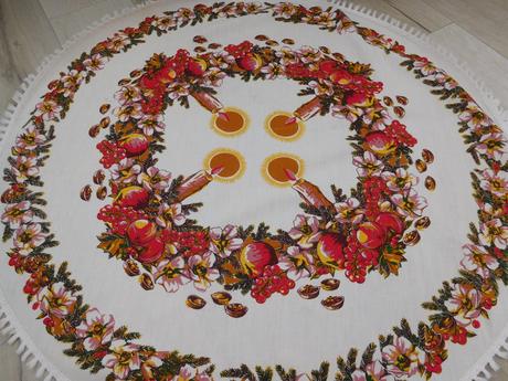 Vianočný obrus bavlnený 95 cm priemer tmavší, 