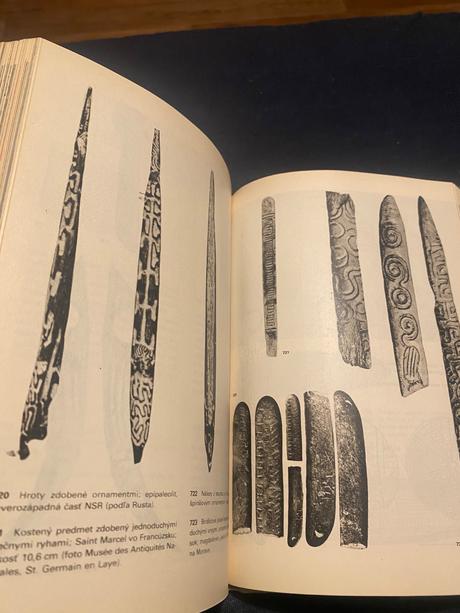 Encyklopédiaveľký obrazový atlas pravekého človeka, 