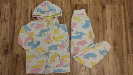 Tepláková súprava, 122