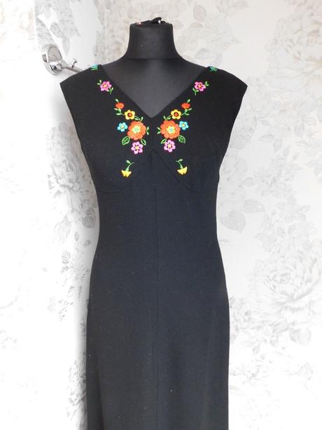 Luxusne vintage maxi šaty, 36