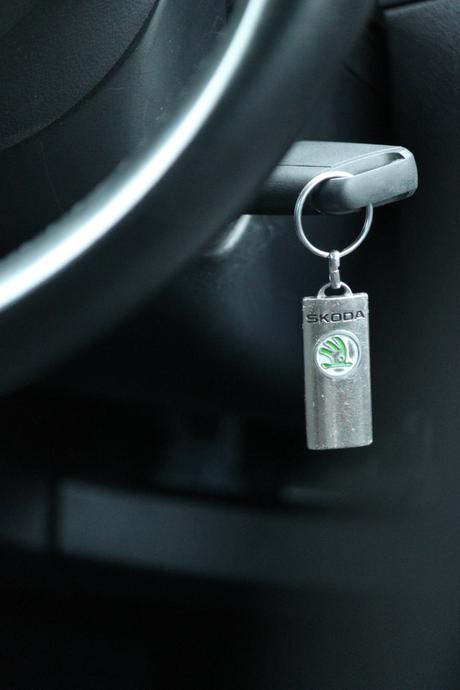 Škoda octavia combi 2.0 tdi style - bratislava, škoda