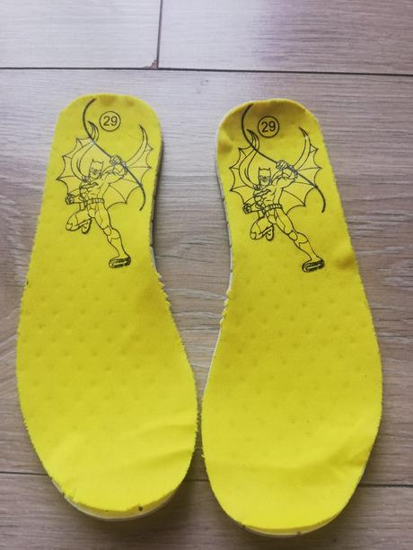 Topánky do vody, 29