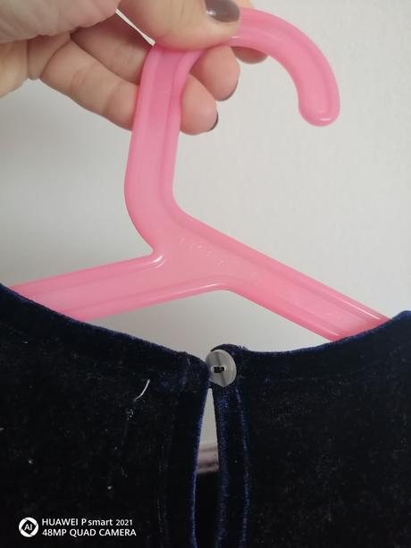 Velúrové šaty s golierom, sinsay,104