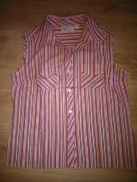 Pásikává blúzka bez rukávov, 42