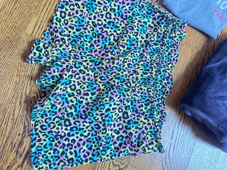 Balík oblecenia, 140–152