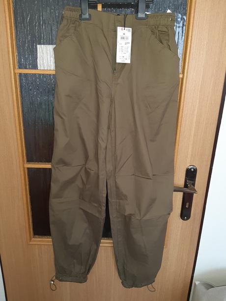 Nové nohavice, house,m