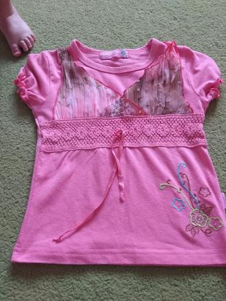 Dievčenské tričko, 92