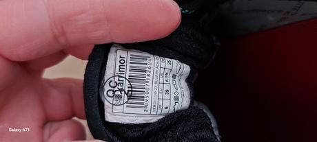 Turisticke tenisky, karrimor,39