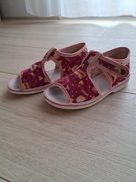 Papučky manik, manik,28