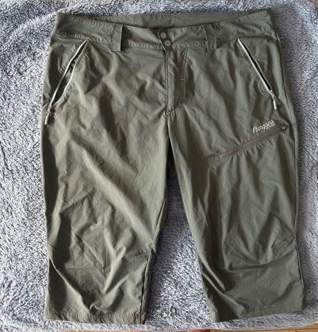 Kraťasy bergans, xl