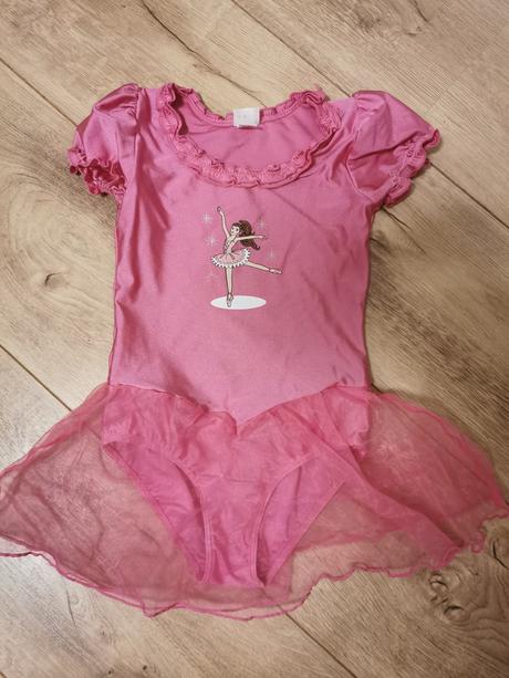 Gymnasticky dres, 140