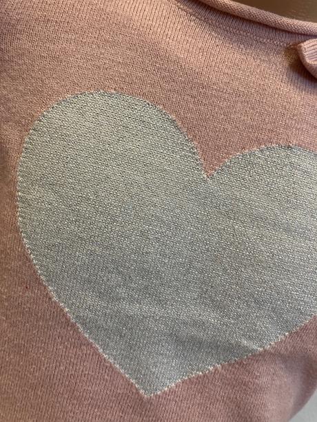 Dievčenský sveter so strieborným srdiečkom (86), h&m,86