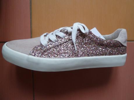 Topanky nove v.38, bershka,38