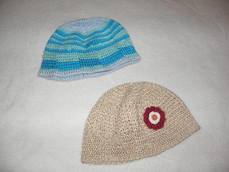 Háčkovaná modrá čiapka v. 52-54 cm, 140