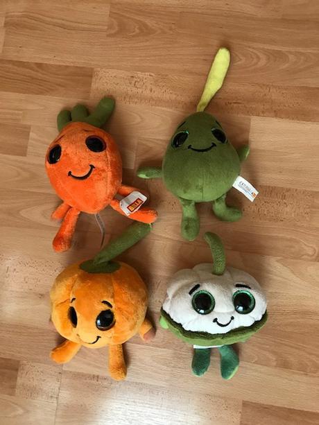 Plyšový ovocníčkovia, 