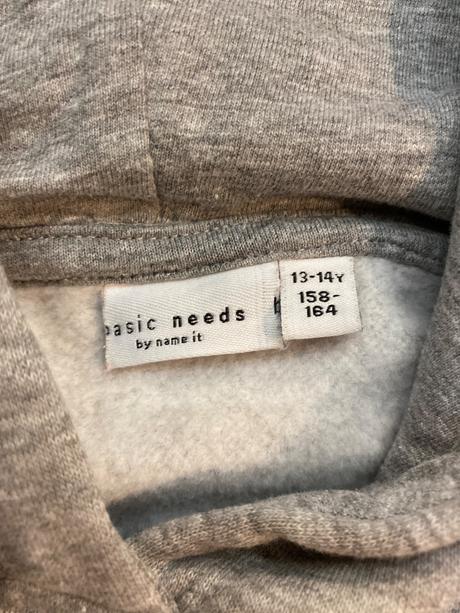 Šaty university, 164