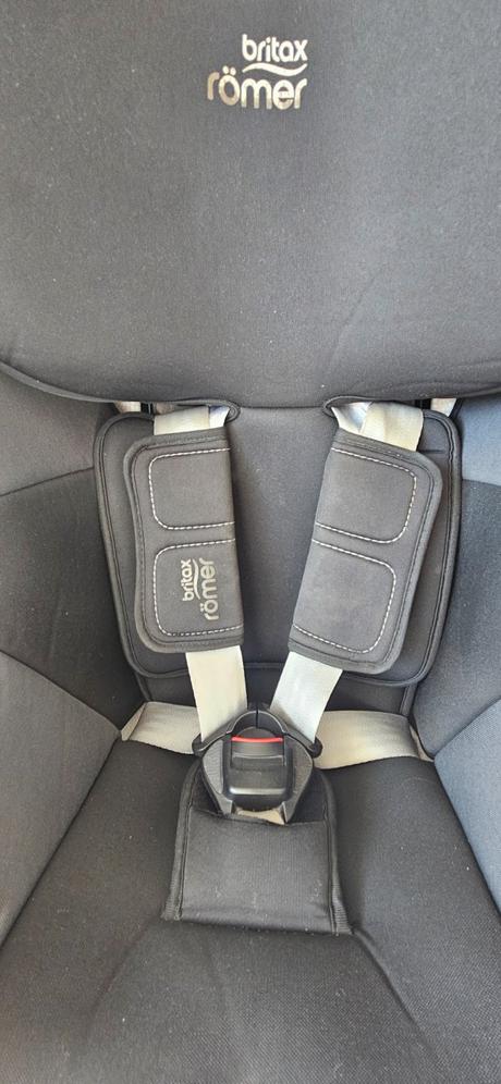 Autosedačka rõmer britax, römer
