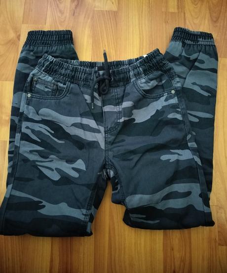 Zateplene maskace, chapter young,158