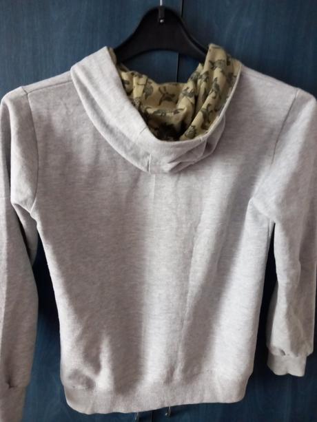 Chlapcrnska mikina, 146