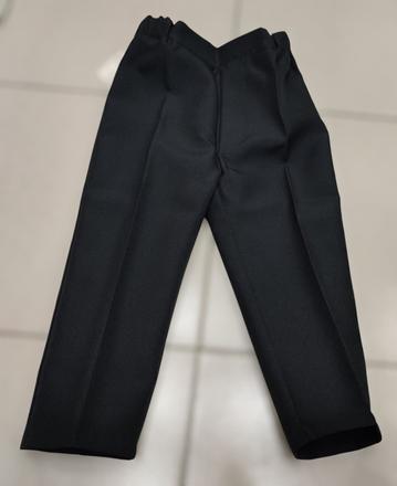 Čierne elegantné nohavice, 92