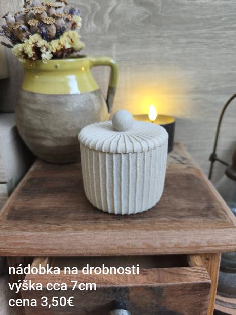 Nádobka na drobnosti,