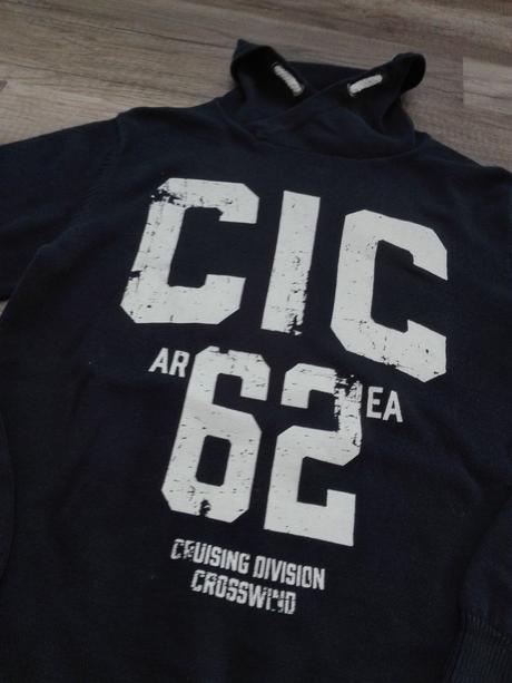 Chlapčenský svetrík, reporter,134