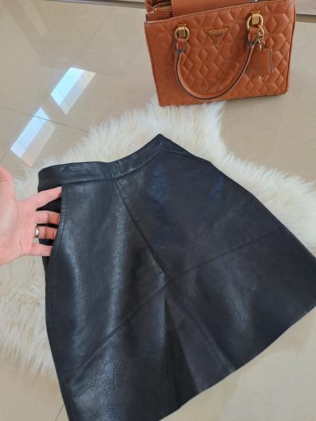 Moderná sukňa, gate,38