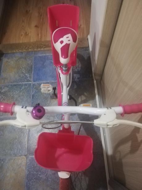 Dievčenský bicykel, 16