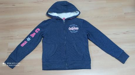 Hrejivá mikina, 140