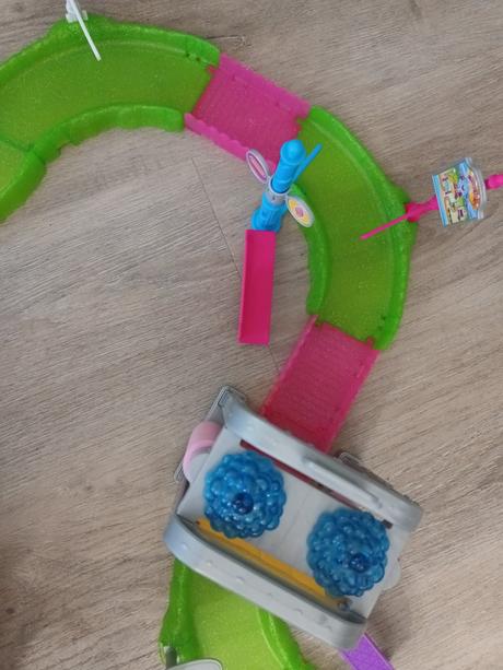 Barbie dráha pre koníka a autíčko, 